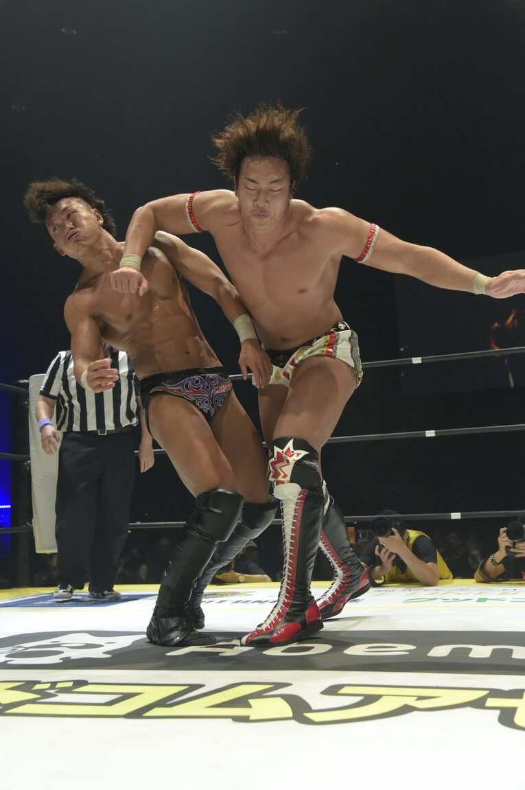 「早熟なのに大器晩成」DDT竹下幸之介（26）は“現代のジャンボ鶴田”なのか？ ついに“敢闘賞”受賞した男の真価とは《デビュー10周年》(42)