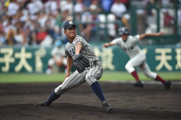 敦賀気比高時代にはエースとして全国制覇も達成した　©BUNGEISHUNJU