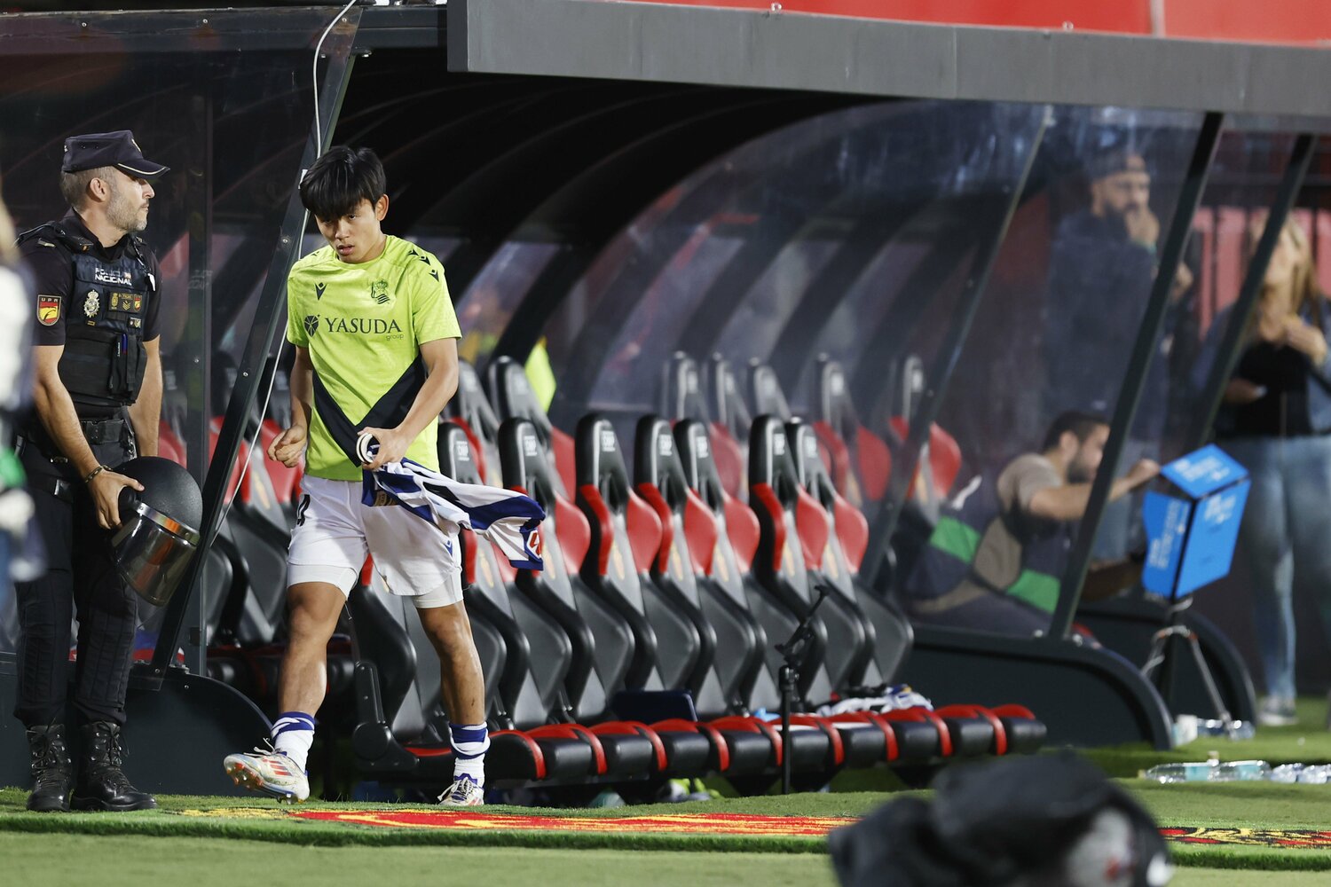 アップを引き上げロッカーへ向かう姿から、後半頭からの出場が予想できた