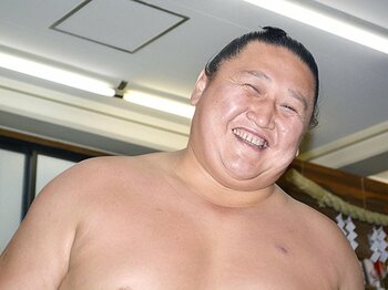 いぶし銀の魅力溢れる、ベテランたちの7月場所。~アラフォー力士、名古屋で旋風を~<Number Web> photograph by KYODO