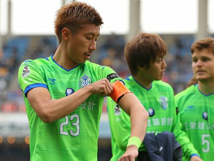 王者・広島に湘南はどう挑んだのか？「対策」を綴った曹監督の日記公開！＜Number Web＞ photograph by Shonan Bellmare