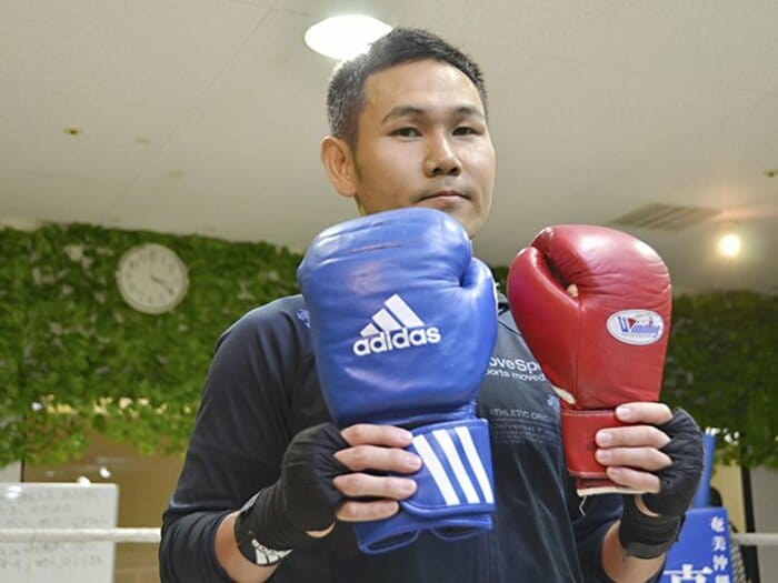 東京五輪を目指す元プロボクサー。高山勝成の「あと5cm」への挑戦。＜Number Web＞ photograph by Daiki Tanaka