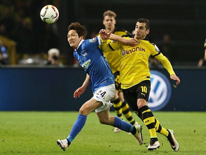 原口元気が考えるW杯とCLの関係性。「オレも20歳ちょっとのときは……」＜Number Web＞ photograph by AFLO