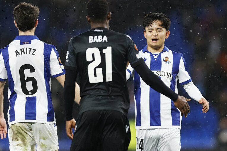 久保建英が「ベンチで同僚を爆笑させてる」“最高の1枚”を撮影後…過密日程に「ちょっとツラいかな」本人が語った“意外な理由”を思い出す(13)