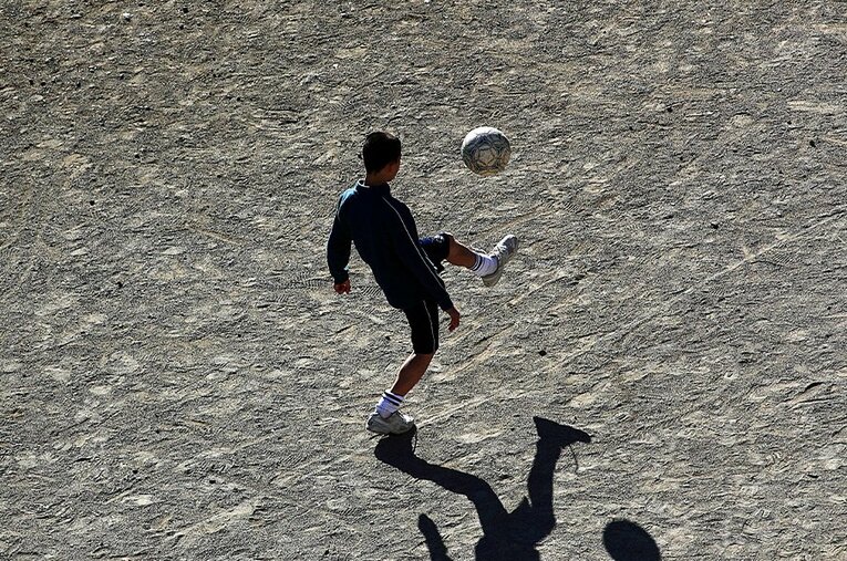 Number Webでは、部活をやめた経験を持つ人を対象に、「あなたが部活をやめた理由」というテーマでアンケートを実施。その結果と体験談を発表します ※写真はイメージです。本文とは関係ありません ／ photograph by AFLO