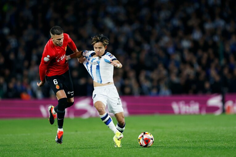 久保へのマークは厳しかった　©Daisuke Nakashima