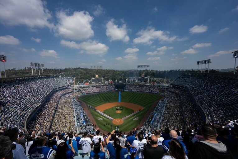 現地開幕戦（日本時間29日）で撮影。圧巻のドジャー・スタジアム ©Nanae Suzuki