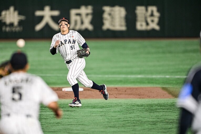 井端監督の秘蔵っ子・小園海斗（広島）はショートで選出が有力か　©️Nanae Suzuki