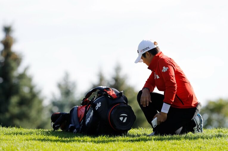 2019年カナディアンパシフィック女子オープンの初日、座り込む野村敏京　©︎Shizuka Minami