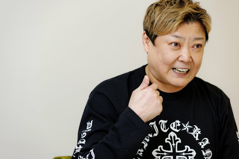 現在のダイナマイト関西さん　©Kiichi Matsumoto