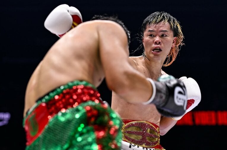 WBC世界バンタム級王者・井上拓真との再戦に敗れた那須川天心。7回にダウンを奪うも、ジャッジは3者ともに拓真を支持した ／ photograph by Hiroaki Finito Yamaguchi