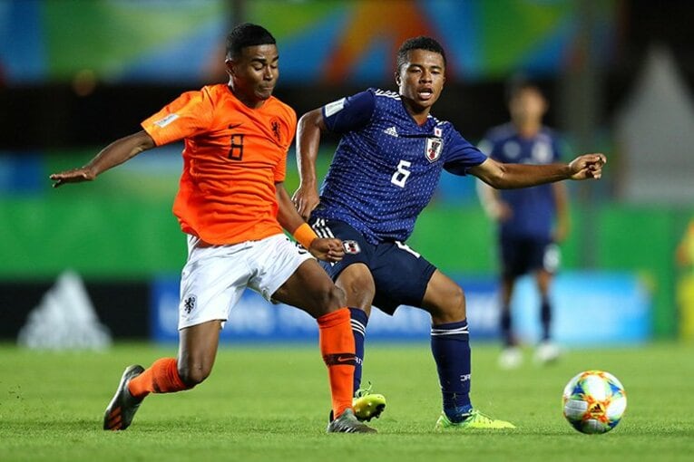 U-17ジャポンはブラジル人好み？観衆の「オレー」とベタ褒め報道。(2)