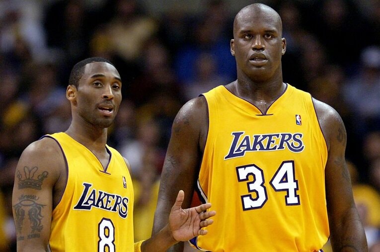 コービー・ブライアント＆シャキール・オニール ／ photograph by REUTERS/AFLO