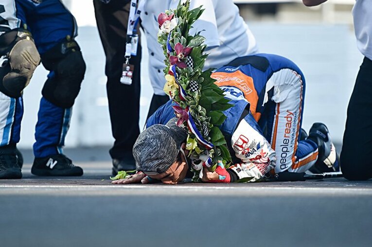 現地記者が見たインディと佐藤琢磨。最も静かな優勝で見せた「強さ」。(7)