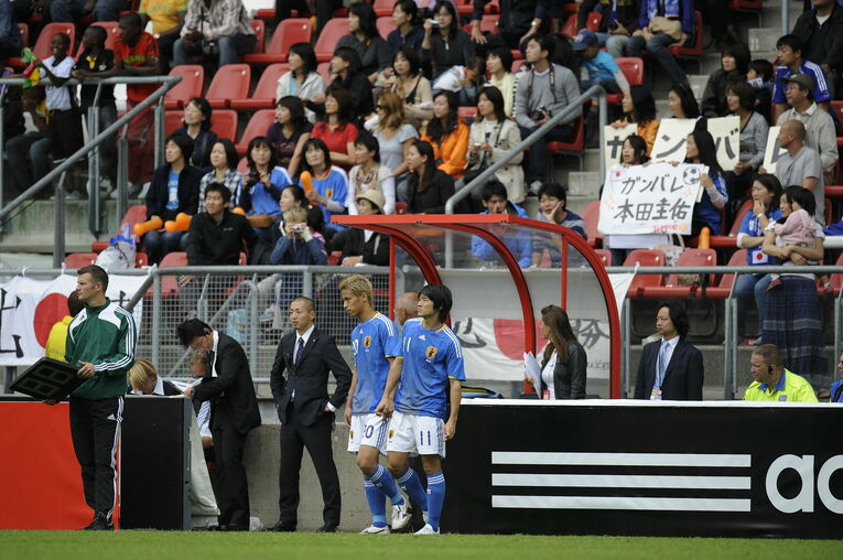 玉田圭司、本田圭佑（2009年ガーナ戦）©︎Takuya Sugiyama