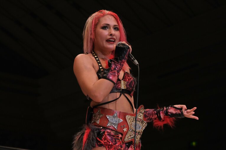 「ジュリアvs鈴季すず」はなぜ“最高に映える”タイトルマッチだったのか？ 試合直後の“姉妹”が明かしたそれぞれの「25分4秒」(112)