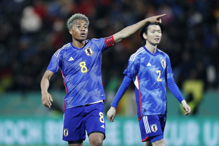 「CLやELに出ているドイツ有望株のフィジカルに負けず…」パリ世代日本代表を撮って感じた“肉体とハートの充実ぶり”(69)