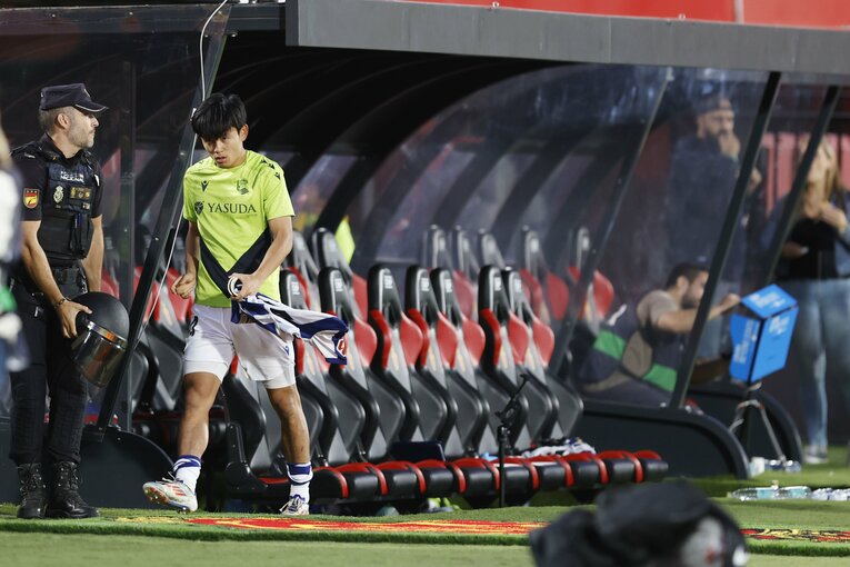 アップを引き上げロッカーへ向かう姿から、後半頭からの出場が予想できた