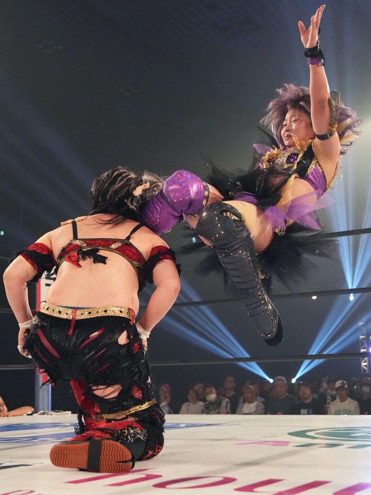 中野たむvs.鈴季すず　©Essei Hara