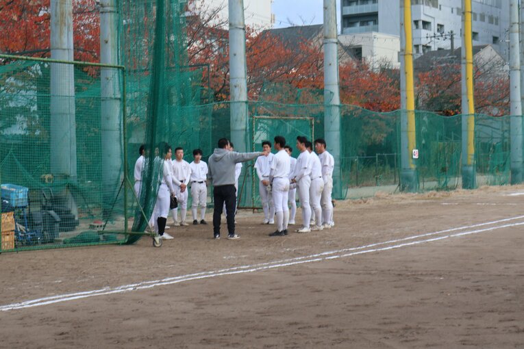 「古豪」市岡高校の練習風景　©Fumi Sawai