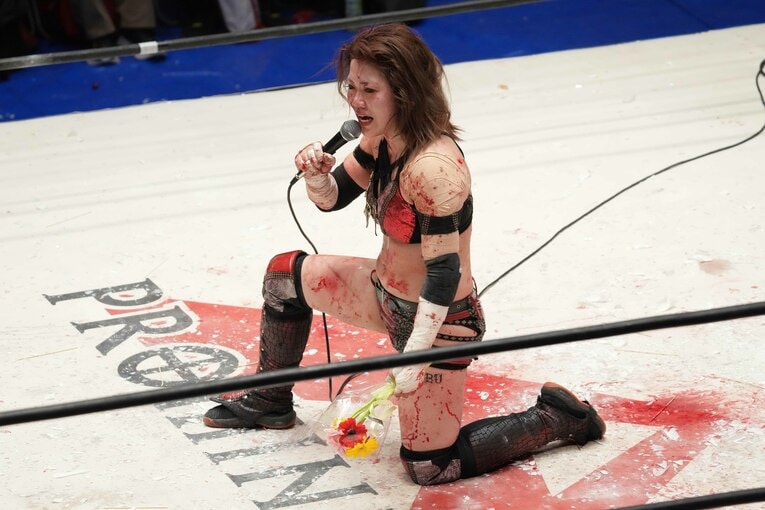 プロミネンス脱退を宣言した鈴季すず