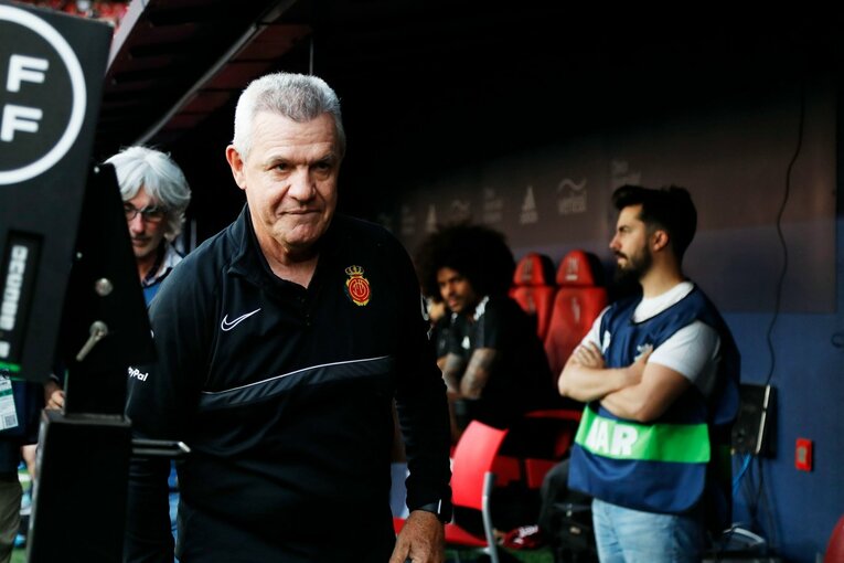 久保建英がGK姿？奇跡の残留に歓喜、“ズボンを抜いだお宝写真”も… 「苦しんだタケのリーガ3年目」をカメラマン視点で振り返る(9)