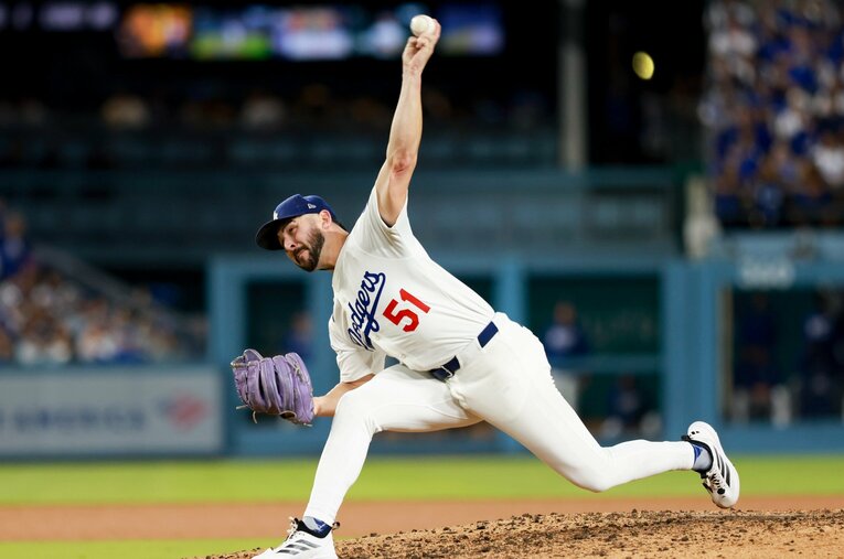 ドジャースの中継ぎとして活躍したアレックス・ベシアだがWSは「家庭の重大な問題」で欠場。後に愛娘が亡くなっていたことを報告した ／ photograph by Getty Images