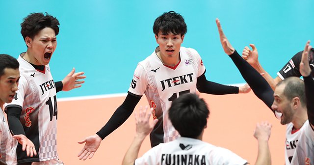 Vリーグ優勝セッターが突然の退団。“先生”へ転身した中根聡太の決意