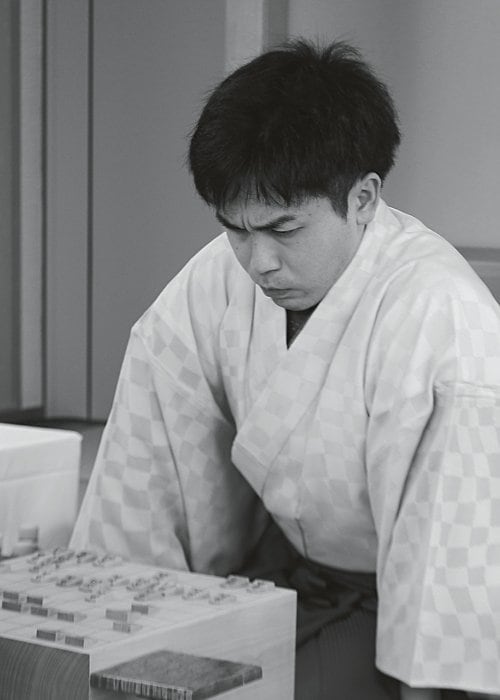 叡王戦で藤井に挑戦した菅井竜也