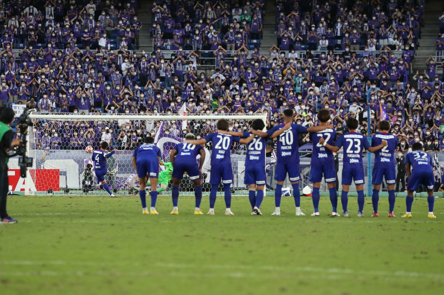 山本英臣のPKでヴァンフォーレ甲府が天皇杯優勝を決めた瞬間　©2022VFK