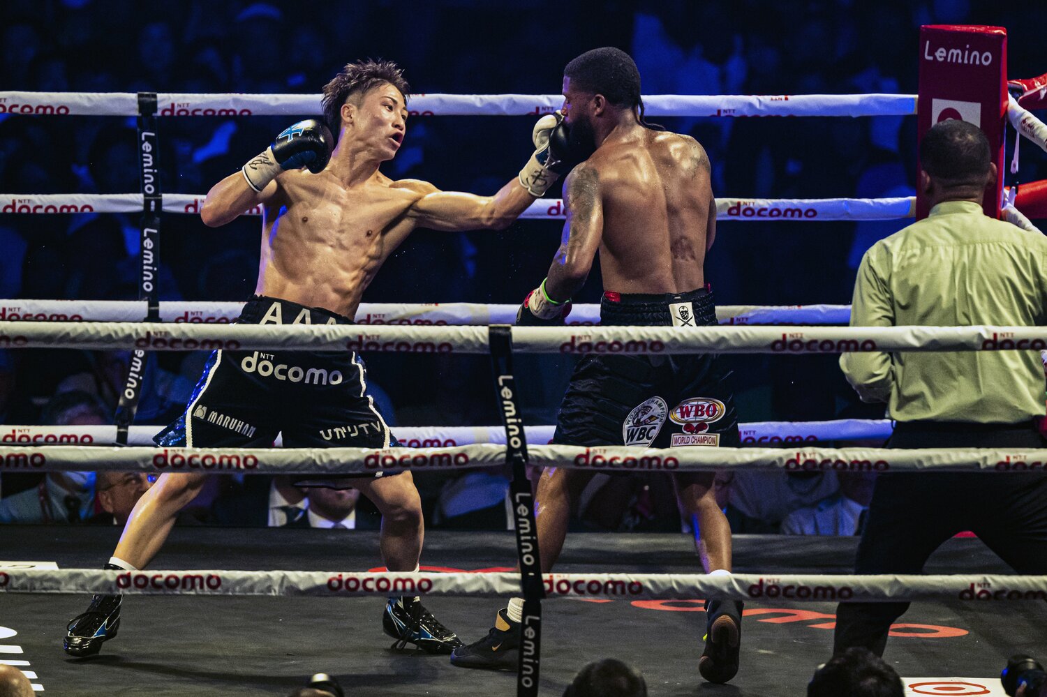 技術とスピードでフルトンを圧倒した井上尚弥　©Takuya Sugiyama