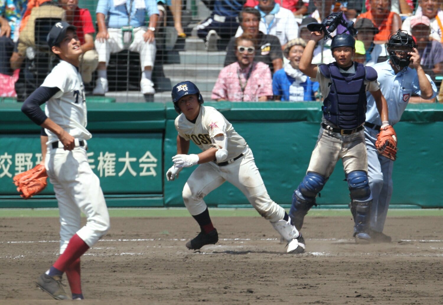 2012年夏の甲子園。決勝9回表、藤浪晋太郎からセンター前ヒットを放つ田村。この試合、光星学院が放ったのは2安打のみだった ©Sankei Shimbun