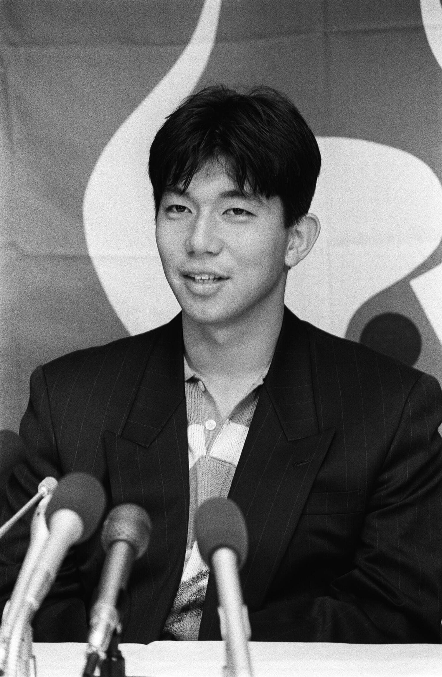 毎年、恒例行事となっている契約更改交渉とその後の記者会見　©JIJI PRESS