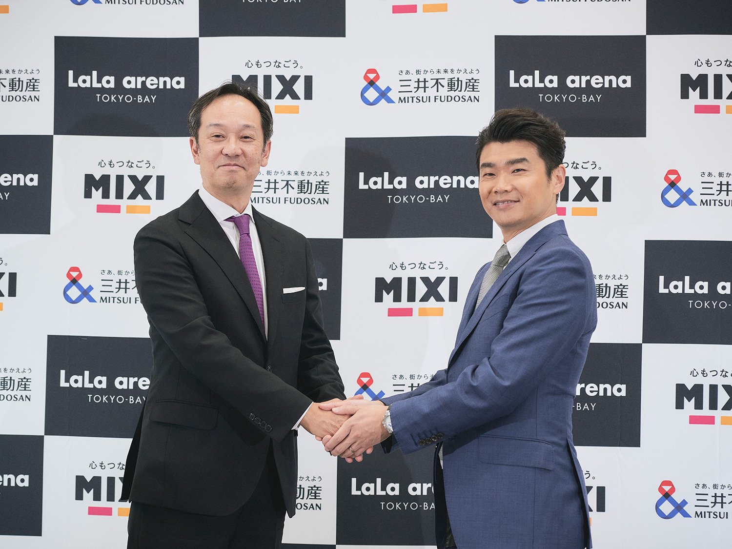 左から三井不動産・若林瑞穂本部長、MIXI木村弘毅社長