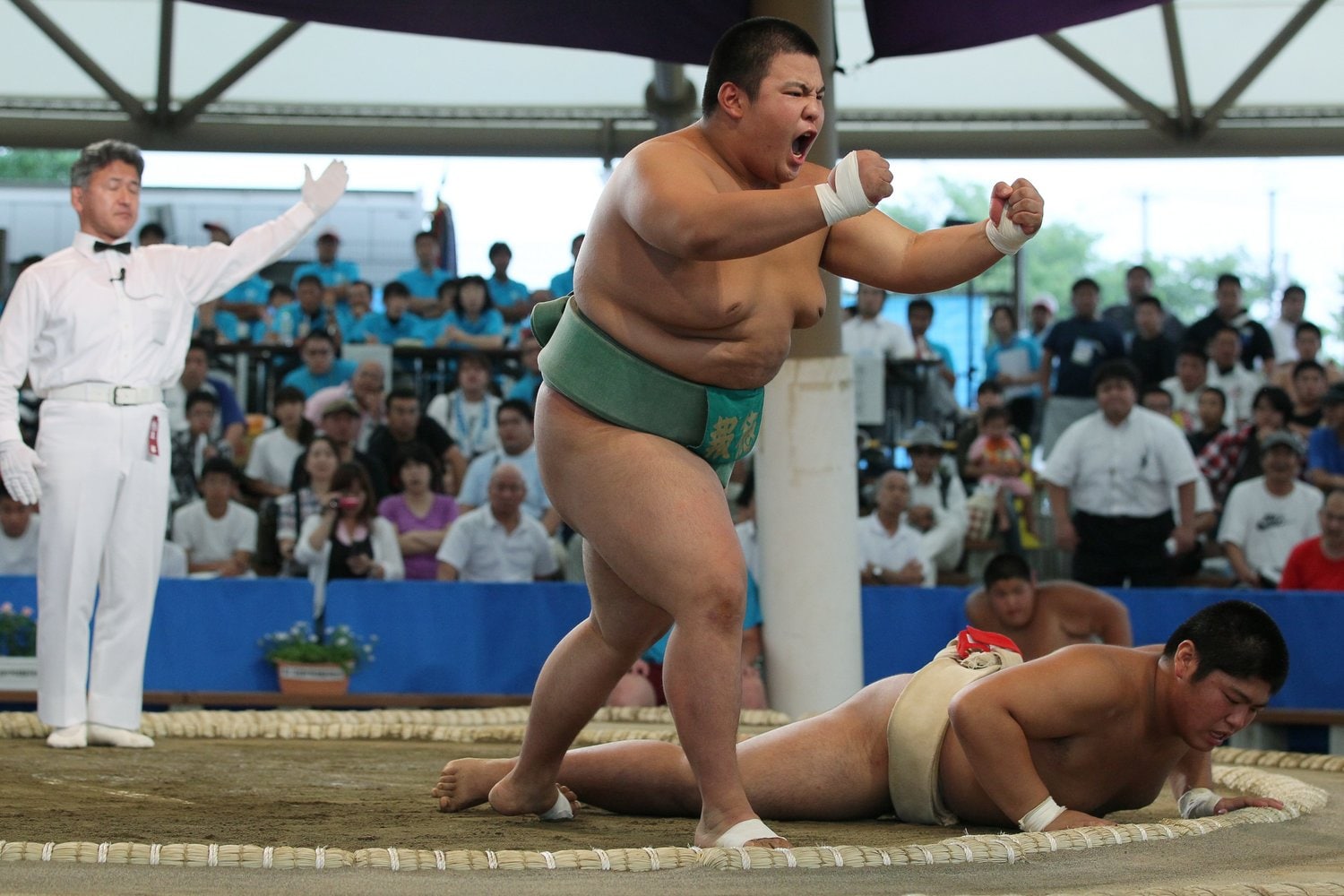 2011年、全国中学生相撲選手権大会で中学生横綱になったときの1枚　©AFLO