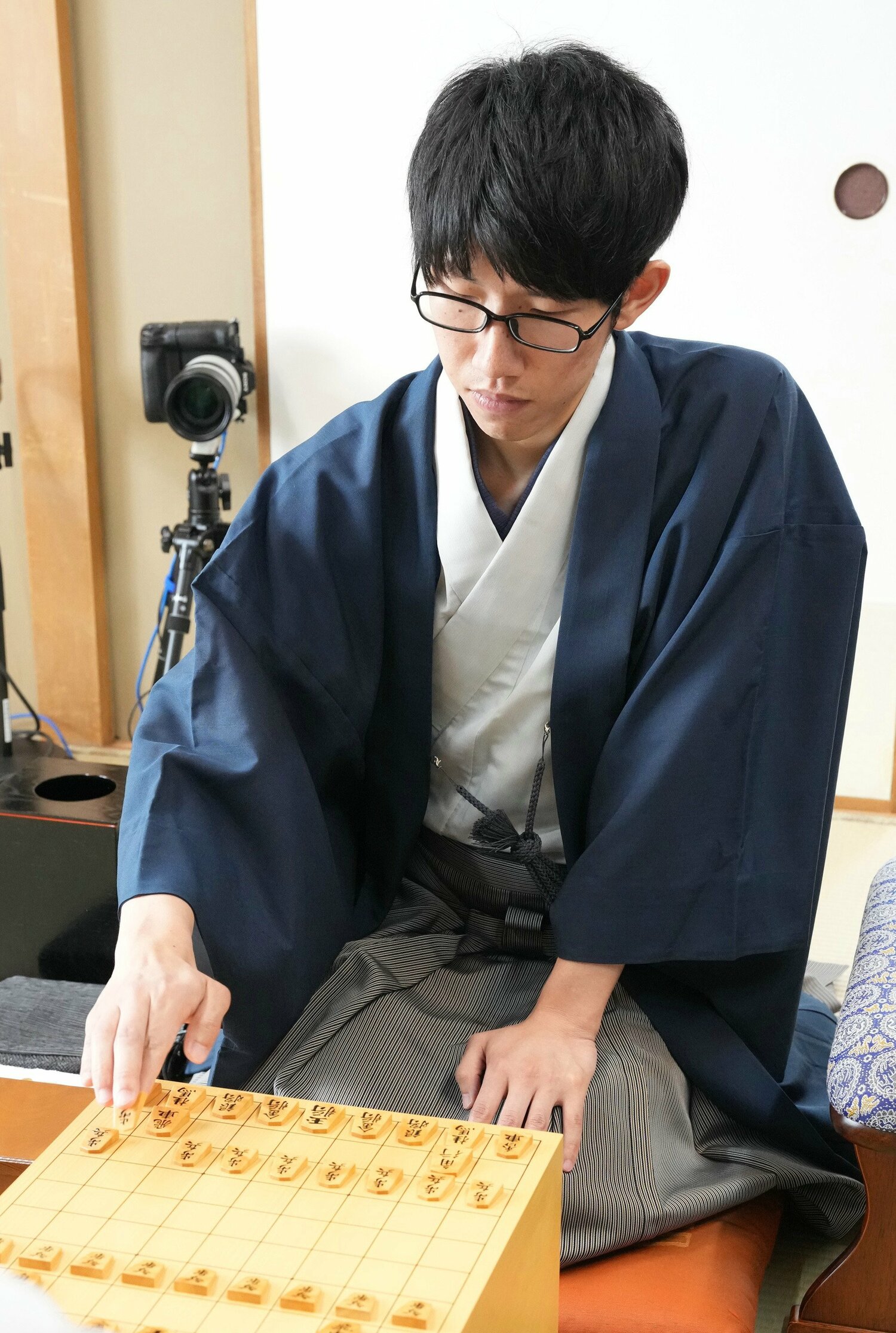 棋聖戦第2局の佐々木(代表撮影) ©JIJI PRESS