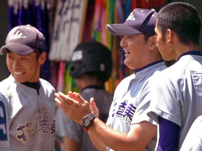 甲子園で監督の世代交代が進行中。ベテランvs.若手で味わう名勝負。<Number Web> photograph by NIKKAN SPORTS