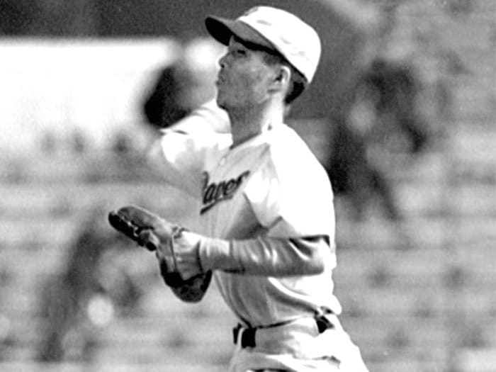 東京の消えた野球場 （ドームも神宮も使えない）85年前…“プロ野球”誕生を見守った「上井草球場」、今は何がある？＜Number Web＞ photograph by KYODO