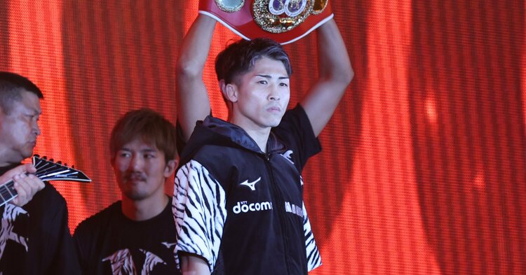 井上尚弥、1Rのダウンの理由は…？「試合直前に大きく腕を回し」「眉間