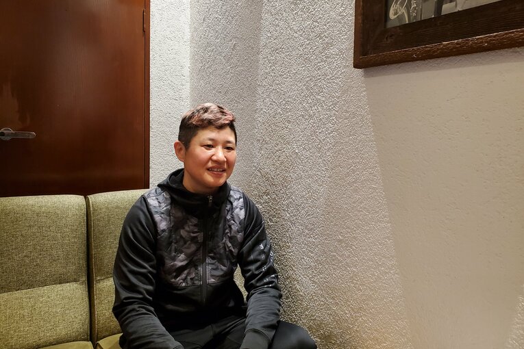 今年3月、アメリカでの統一戦を前にインタビューに応じる藤岡奈穂子