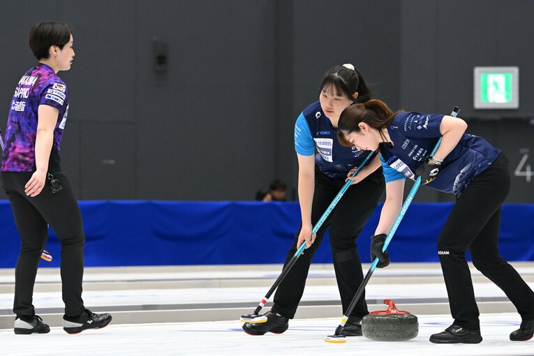 軽井沢SCと北海道銀行の激闘フォト（写真は右に続きます）　©JCA