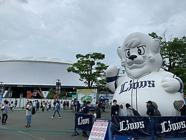 改修直前、思い出の“西武球場”へ。野球は儚く変わっていくものだから。(2)