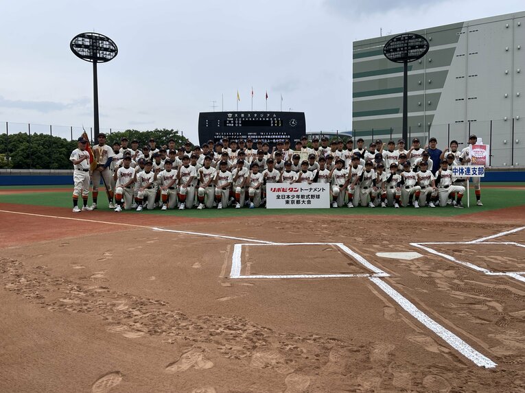 2022年の全日本少年軟式野球大会では初の全国制覇を果たした上一色中学／全日本軟式野球連盟HPより引用