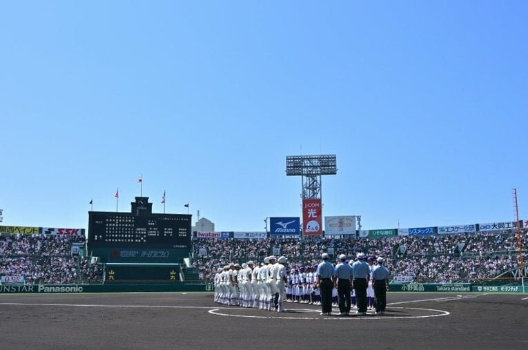 広陵問題を質問された甲子園監督たちの反応は？ ／ photograph by Hideki Sugiyama
