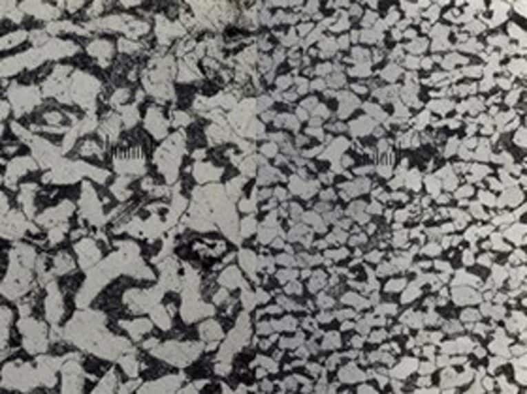 厳選した高品質素材の採用で高強度、高靭性が実現したミズノのアイアン（写真右）。それに比べて一般的なアイアンは金属組織が荒く、ばらつきがある（写真左）。 