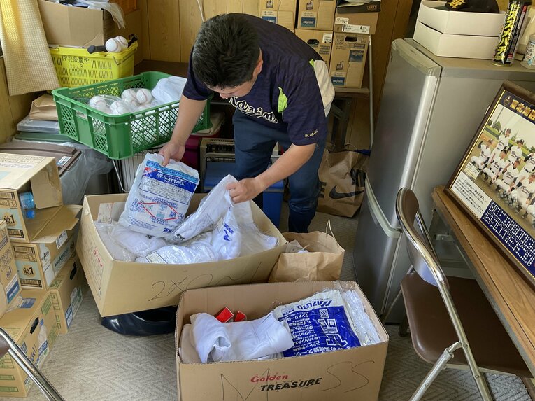 【加美農野球部とは？】初心者のために貸出し自由の野球道具もそろえている ©Yuki Kashimoto