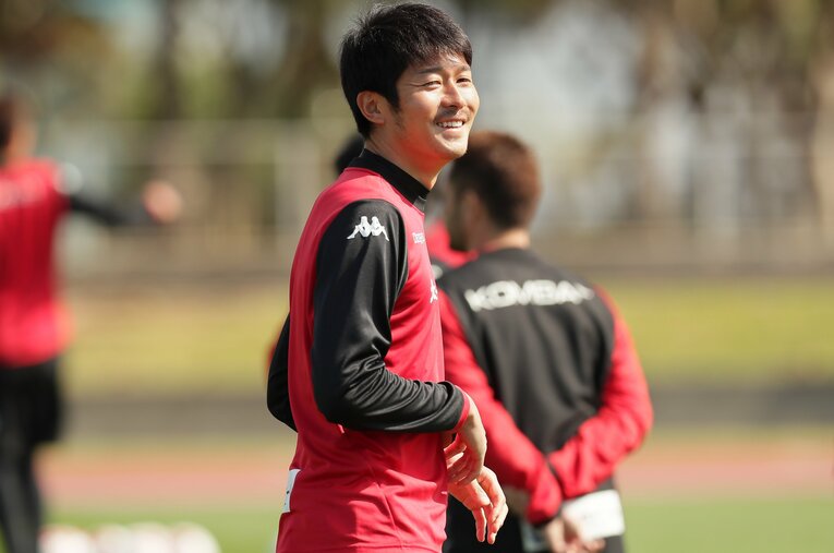 北海道コンサドーレ札幌時代の故・横山知伸さん。サッカーに注いだ情熱は教え子たちに継承されている ／ photograph by J.LEAGUE