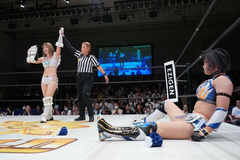 MIRAIに勝利した桜井麻衣。8月30日、後楽園ホール　©Essei Hara