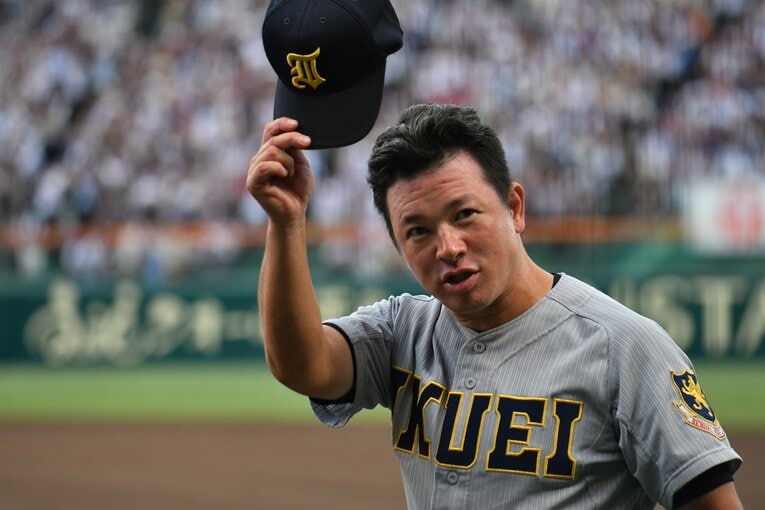 仙台育英を率いる須江航監督　©Hideki Sugiyama