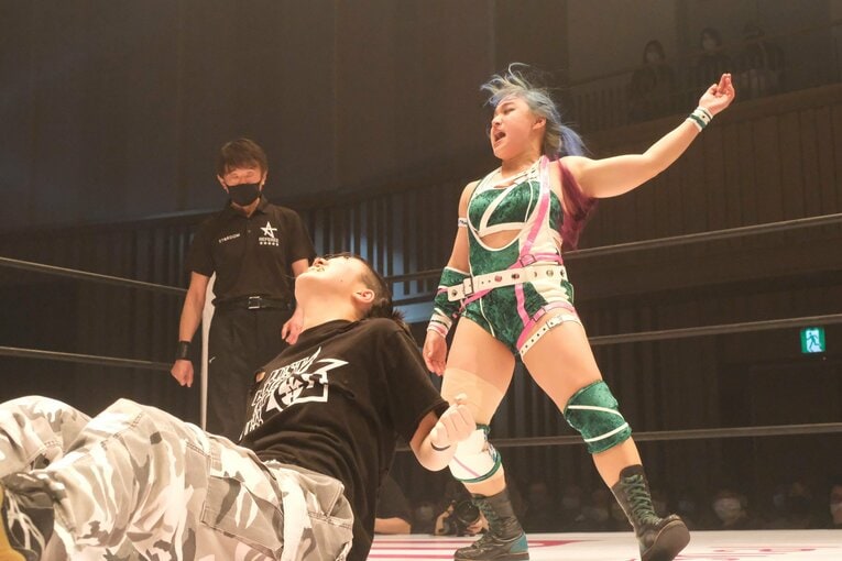 天咲光由19歳が観客のハート撃ち抜く“破格”デビュー！ 靭帯断裂から復帰の飯田沙耶は「自分は泥団子」 スターダム“生え抜き”たちの未来(84)